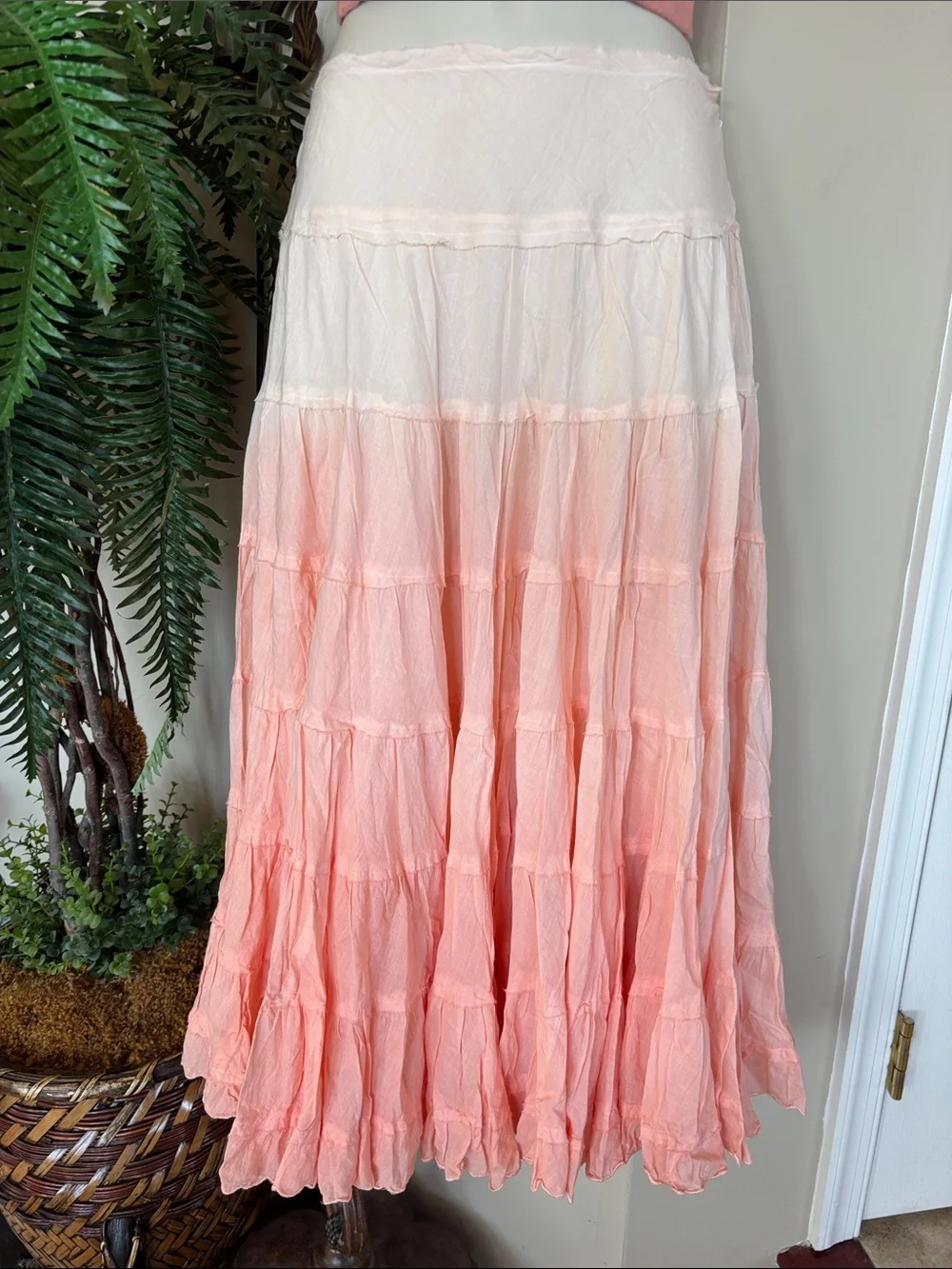 Aqua Ombre Coral Tiered Midi Skirt w/ Abercrombie & Fitch Sleeveless Crop Top